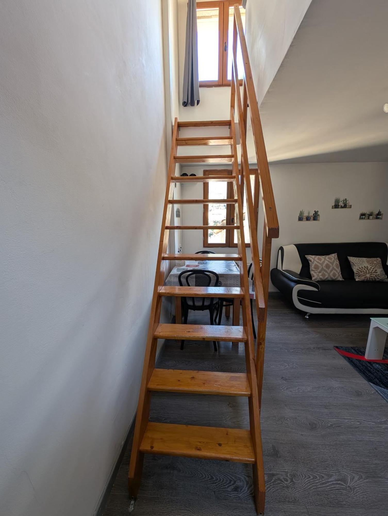 Duplex "La Belle Vue " Apartment Entrevaux Exterior photo
